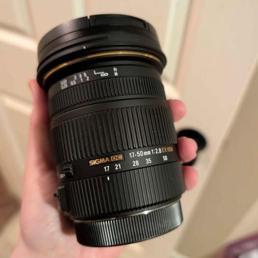 Sigma 17-50mm f/2.8 EX DC OS HSM